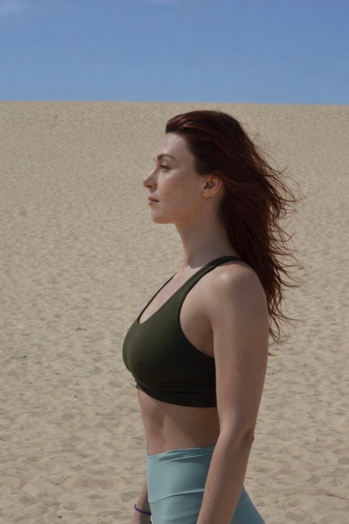 Florentina Bolohan sulla spiaggia